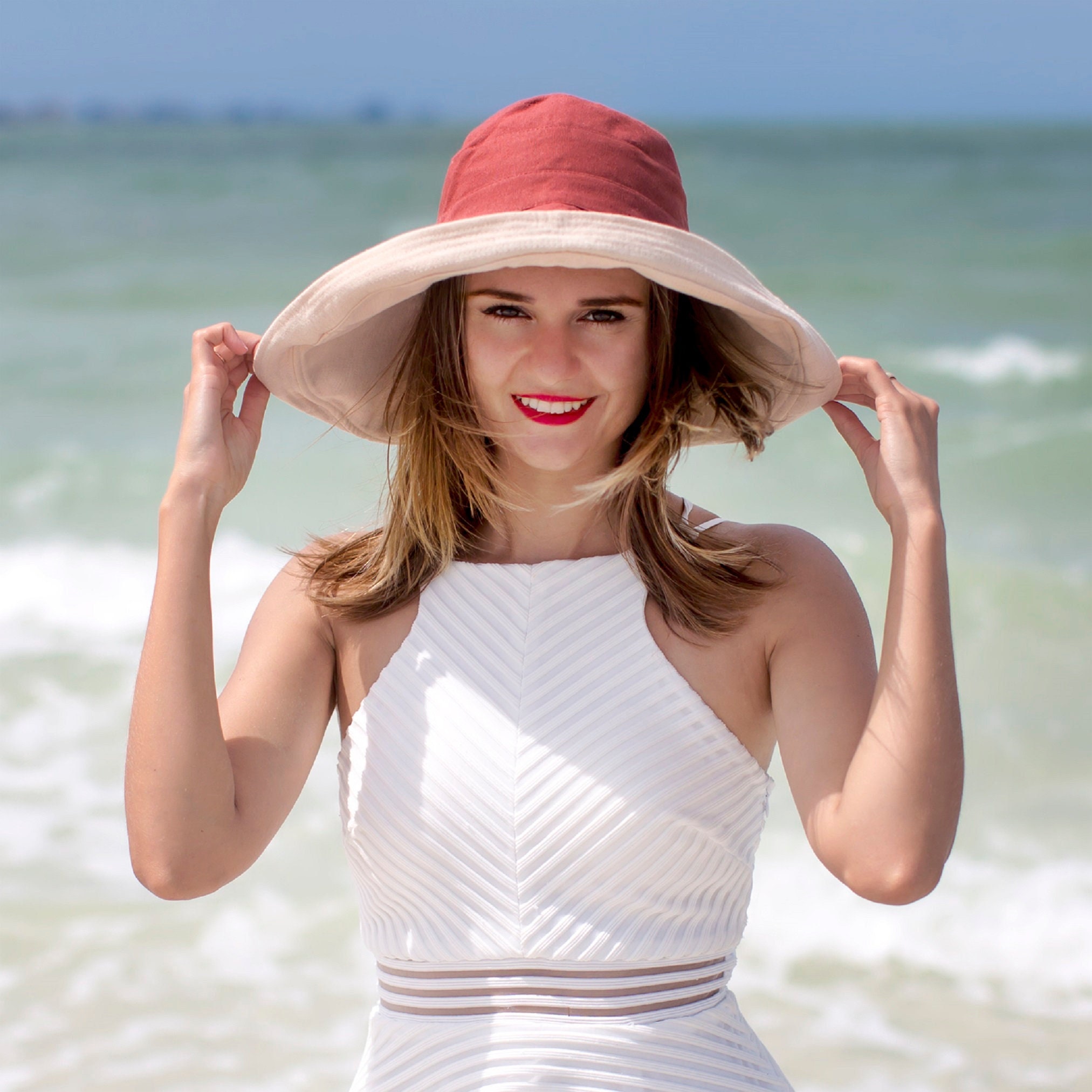Wide Brim Bucket Hat 5" Sun Hat Womens Floppy 100% Cotton Sun Hat With Chin Strap Sunhats Women Elegant Vacation Honeymoon Gift for Her